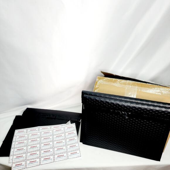 Side Opening 27 Pack Black Bubble Mailers 13 X 10 - Picture 2 of 8